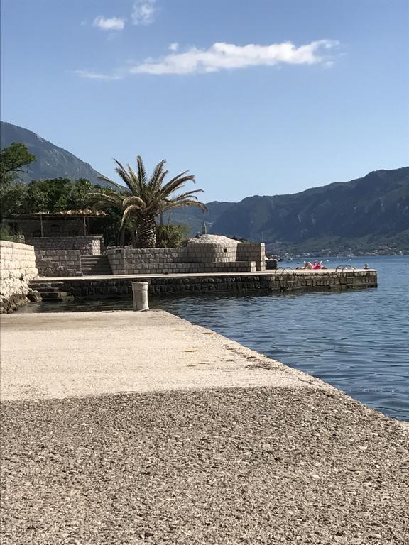Apartment Titaneli Kotor Extérieur photo